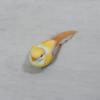 Kép 2/2 - Madárka, tollas - sárga, csipeszes, 8cm