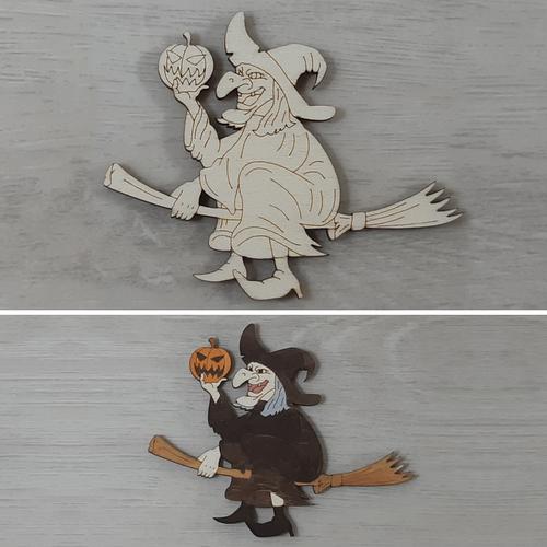 Gonosz boszorkány seprűn - 10cm, natúr