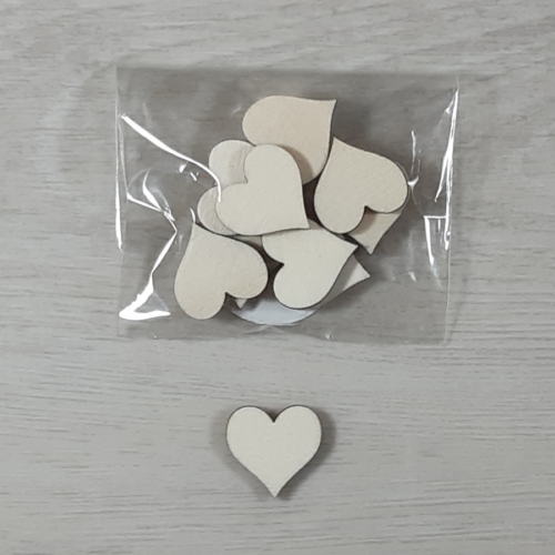 Szív alakú tábla - 2cm, natúr, 10db/csomag